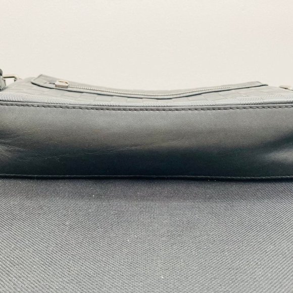 Louis Vuitton District - Picture 11 of 16